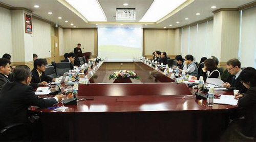 재단-한국 해양연구원 공동학술회의 개최 법과 자연과학이 만나 독도·동해를 논하다