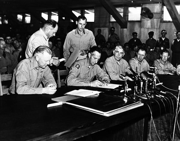 Mark W. Clark, Commander-in-chief of United Nations Command, who signs the armistice agreement (July 27, 1953, 1 p.m., in Munsan)