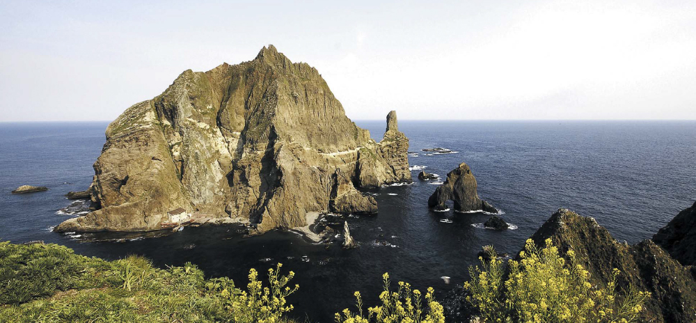 First Step to Respond to Distortions of History regarding Dokdo in Japanese Textbooks