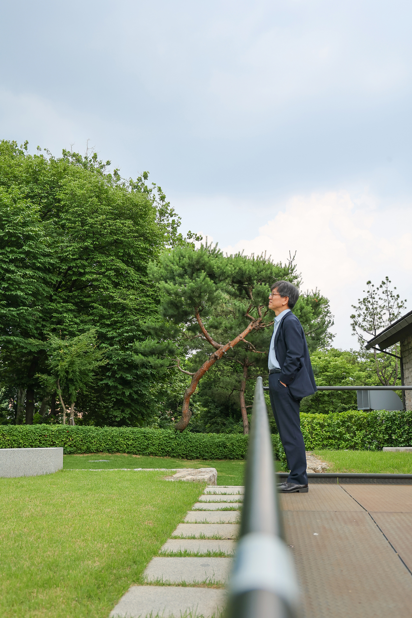 Park Myung-rim, Professor of the Graduate School of Area Studies at Yonsei University