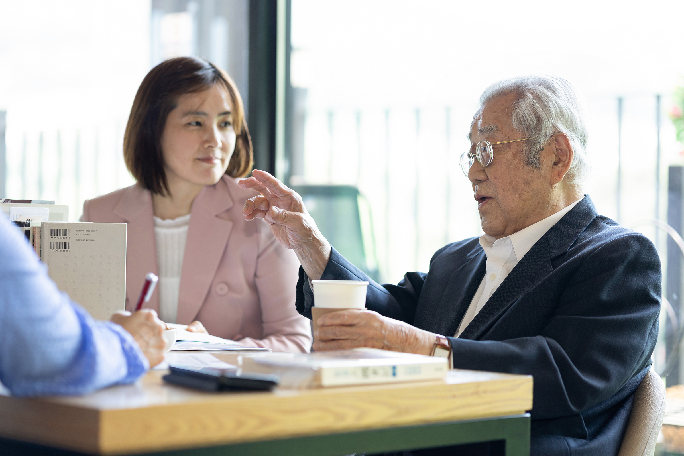 지명관, 한림대학교 일본학연구소 초대 소장·전 KBS 이사장