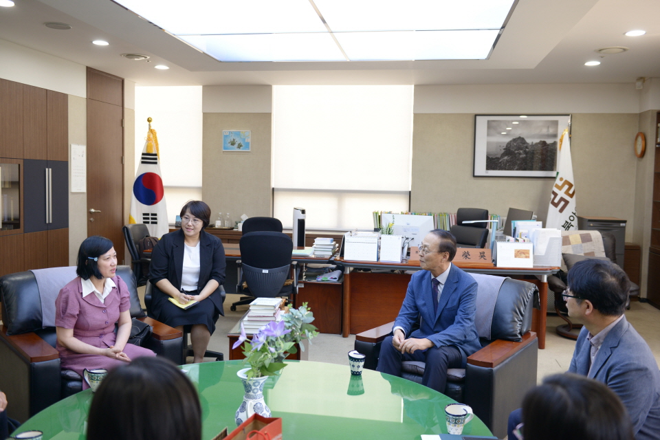 재단 - 베트남사회과학연구원 공동 학술회의 개최 – 한국과 베트남의 비교사 연구 모색 -